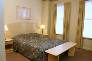 Clocktower Apartments - New Castle Holiday 3