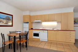 Spring Hill Mews - New Castle Holiday 2