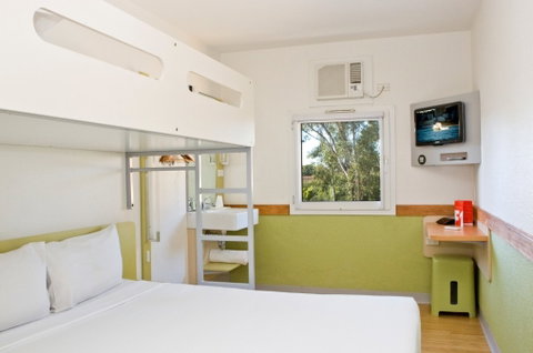 Ibis Budget Canberra - New Castle Holiday 1