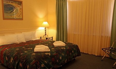 Bayview Apartments - New Castle Holiday 2