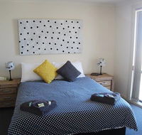 Cliff House Beachfront Villas - New Castle Holiday