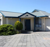 Robe Dolphin Court Apartments - New Castle Holiday