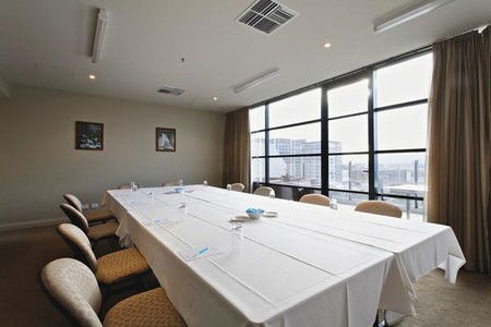 Mantra Hindmarsh Square - New Castle Holiday 5