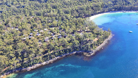 Stewarts Bay Lodge - New Castle Holiday 0