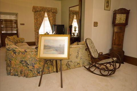 Angel's Rest Bed And Breakfast - New Castle Holiday 3
