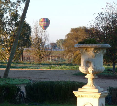Angas Plains Estate Wines Heritage Suite - New Castle Holiday 5
