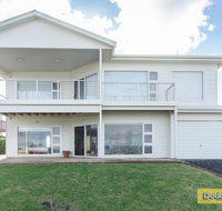 Boomer Break - New Castle Holiday