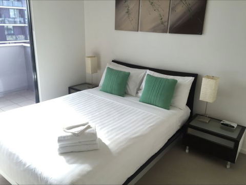 Harbour Escape Apartments Docklands - New Castle Holiday 7