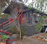Serenity Cottage - New Castle Holiday