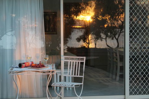 17 QED Lakehouse - New Castle Holiday 2