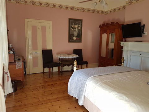 Angas Plains Wines Suites - New Castle Holiday 1