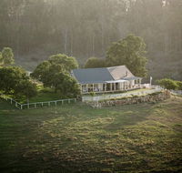Branell Homestead Bed and Breakfast - New Castle Holiday