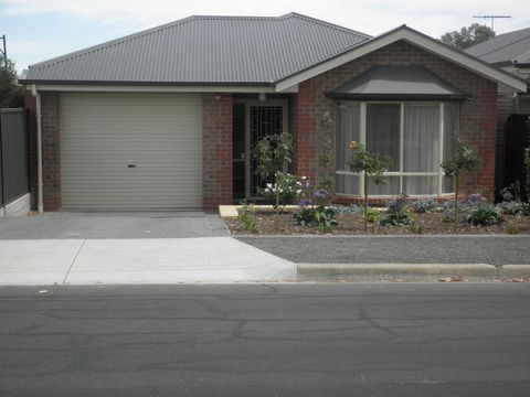 C&C's Bed And Breakfast - New Castle Holiday 1