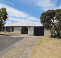 Carthew Street Holiday Home - New Castle Holiday