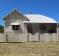 Ellison's Holiday Home - New Castle Holiday