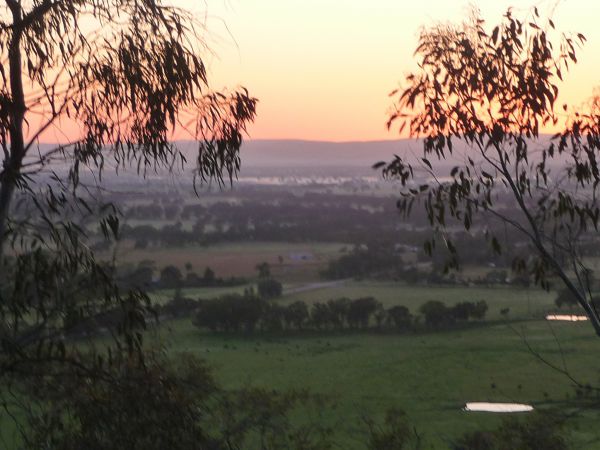 Wangaratta South VIC New Castle Holiday