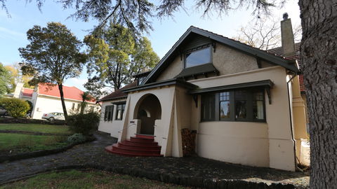 Colwyn House Bed And Breakfast - New Castle Holiday 0
