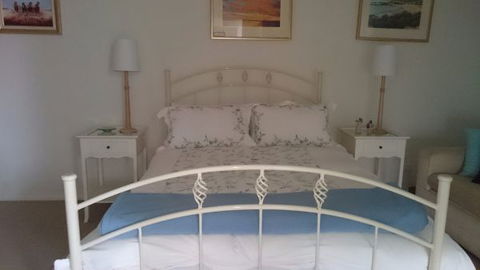 St Helens Beachfront - New Castle Holiday 3
