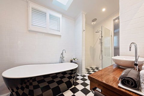 102 On Strath - New Castle Holiday 4