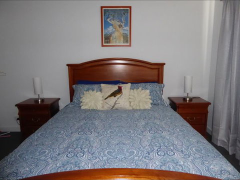 Adelaide Holiday House - New Castle Holiday 1