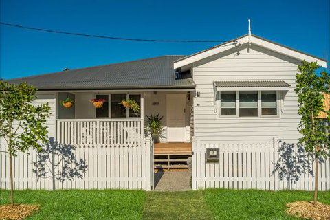 Aditi - New Castle Holiday 0