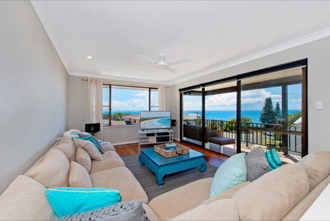 Apricari - New Castle Holiday 1