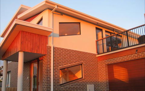 Barefoot Beach Stays - New Castle Holiday 0