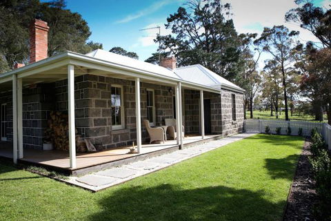 Barunah Plains Station - Cool Cottage - New Castle Holiday 0