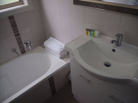 Bertha Street Serviced Apartments - New Castle Holiday 2