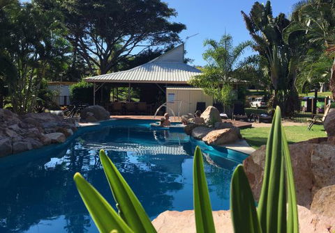 Bush Oasis Caravan Park - New Castle Holiday 2