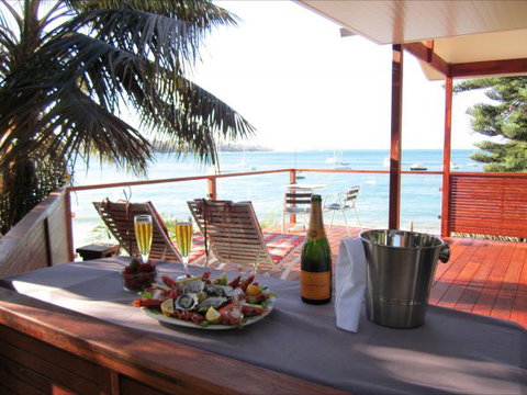 Bundeena Beach Hut - New Castle Holiday 0