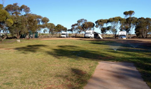 Carrieton Caravan Park - New Castle Holiday 1