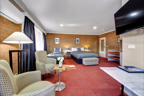 Central Deborah Motel - New Castle Holiday 4