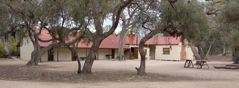 Chowilla Station Shearer's Quarters Accommodation - New Castle Holiday 0