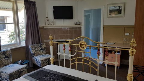 Coppers Hill Boutique Accommodation - New Castle Holiday 6