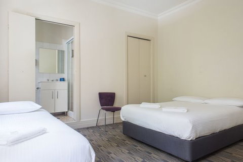 Criterion Hotel Sydney - New Castle Holiday 3
