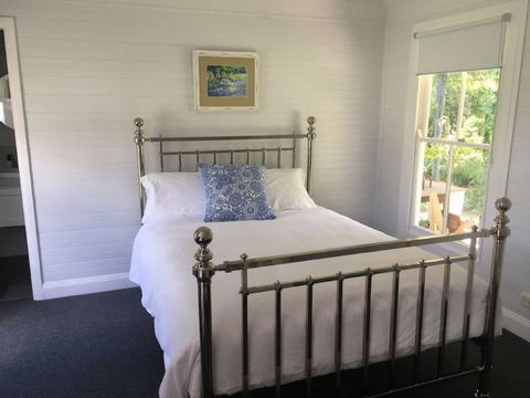 Drayshed Cottage - New Castle Holiday 1