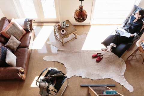 Flop House - New Castle Holiday 0