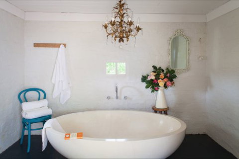 Flop House - New Castle Holiday 4