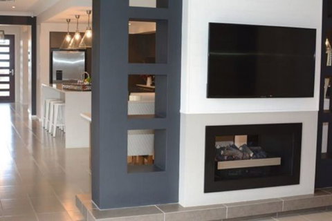 Getaway On Poplars - New Castle Holiday 1