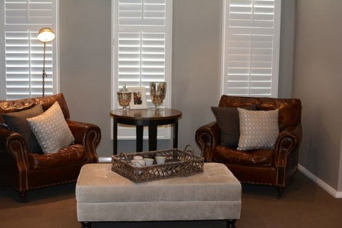 Getaway On Poplars - New Castle Holiday 5