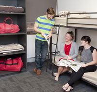 Greenhouse Backpackers - New Castle Holiday