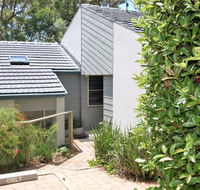Hyams Beach Holiday Apartment - New Castle Holiday