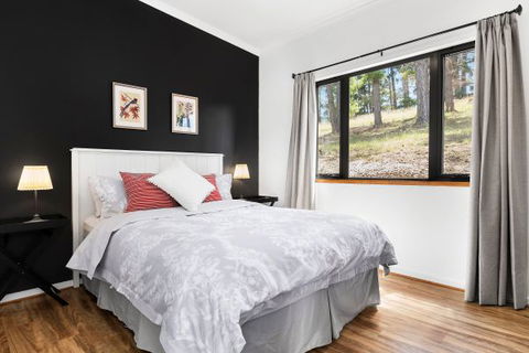 Karawatha Cottages B&B - New Castle Holiday 5