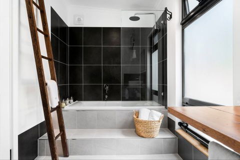 Karawatha Cottages B&B - New Castle Holiday 6