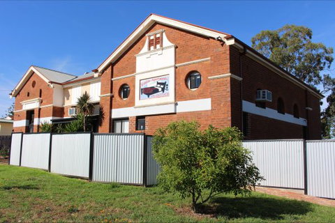 Kindra Apartments - New Castle Holiday 0