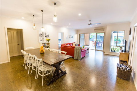 La Flotte - New Castle Holiday 1