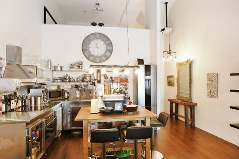 Lieu De Ville Suite - New Castle Holiday 2