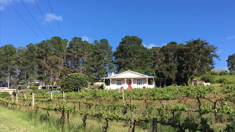 Karawatha Cottages B&B - New Castle Holiday 0