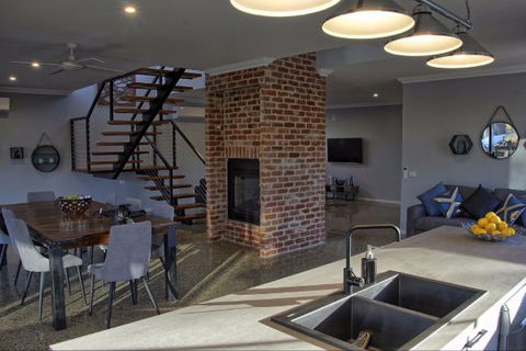 Lusso KV - New Castle Holiday 4